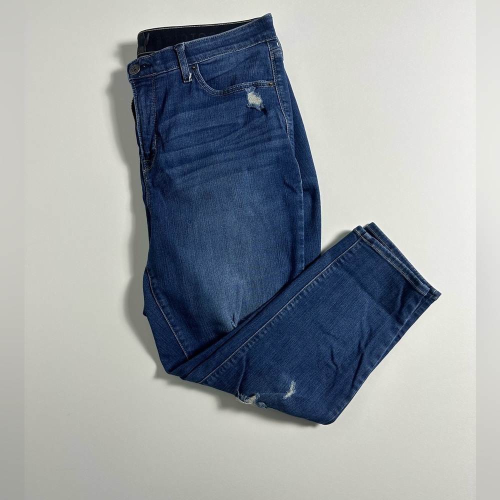 Torrid Sky High Skinny Crop 12666859 18